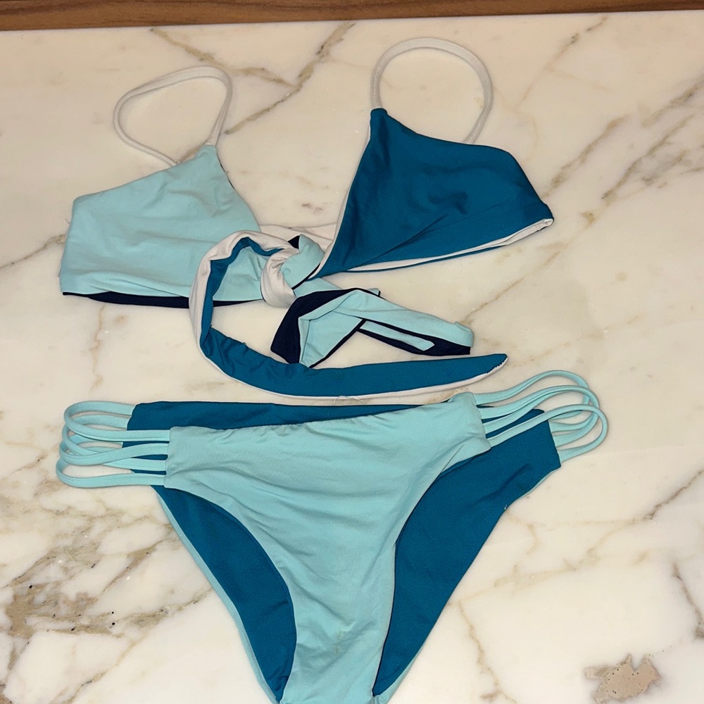 Endless possibilities with this L SPACE reversible bikini